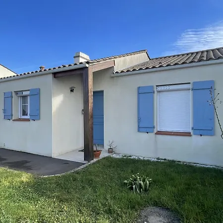 Holiday home Les Alizes Givrand